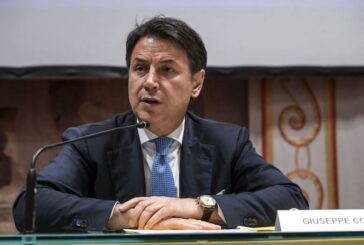 Energia, Conte: "Investire massicciamente sulle rinnovabili"