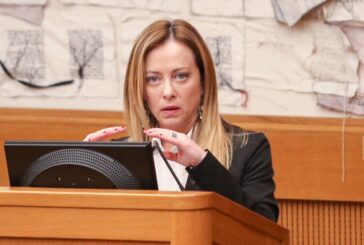 Meloni "Noi conservatori in prima linea per i veri profughi"
