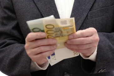 In Italia in calo l’uso del contante