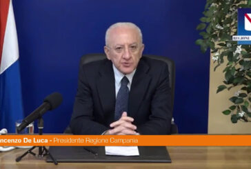 De Luca "Tamponi, quarantena e vaccino per i profughi dall'Ucraina"