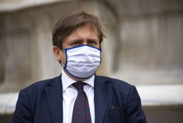 Covid, Sileri "Si arriverà a eliminazione del green pass"