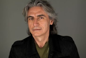 Luciano Ligabue, il 3 maggio esce l'autobiografia "Una storia"