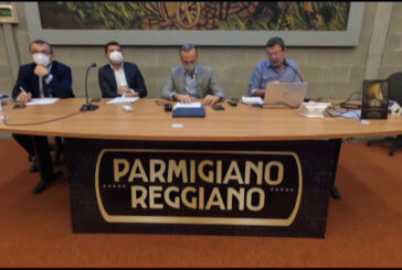 Parmigiano Reggiano tra sostenibilità e benessere degli animali