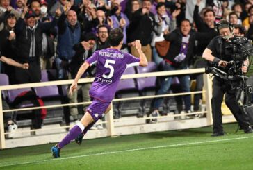 La Fiorentina si rilancia per l'Europa, Roma ko