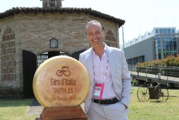 Il Parmigiano Reggiano firma l'undicesima tappa del Giro d'Italia