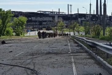 Ucraina, acciaieria Azovstal in mano ai russi, arresi i combattenti