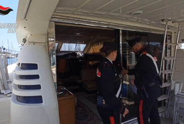 Torino, sequestrato yacht a odontoiatra abusivo