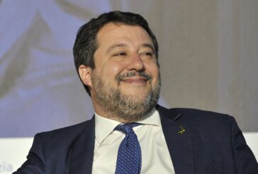 Salvini "Continuo a lavorare per la pace"