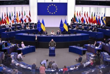 L'Ucraina si avvicina all'Ue, Mosca "La crisi durerà a lungo"