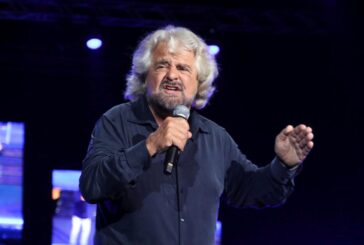 M5S, Grillo "Chi non crede più nelle regole lo dica con coraggio"