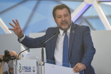 Salvini "Settimana prossima decreto sconto 30 centesimi sui carburanti"