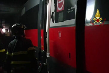 Treno Alta Velocità esce dai binari a Roma, salvi i passeggeri