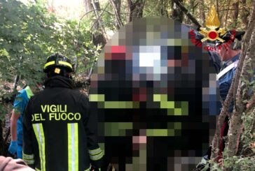 Auto si ribalta sulla Siena-Bettolle: 4 feriti