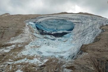 Marmolada, le ricerche dei dispersi continuano con droni ed elicotteri