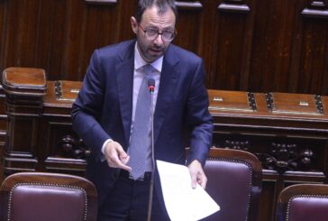 Siccità, Patuanelli "Possibile l'estensione dello stato di emergenza"