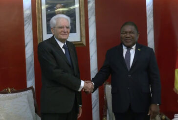 Mattarella ricevuto dal presidente del Mozambico