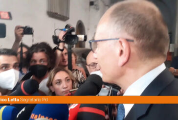 Governo, Letta "Auspico che la maggioranza sia forte"