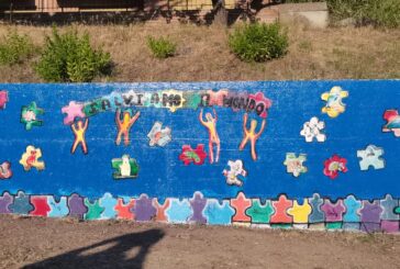 “Salviamo il mondo”: il messaggio dei ragazzi di San Rocco ai Pilli in un murale