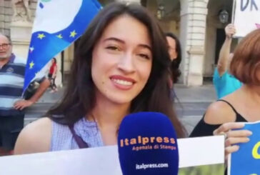 Torino scende in piazza per Draghi