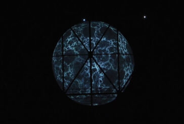 Luna Somnium illumina il Gazometro di Roma
