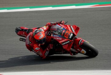 Bagnaia vince anche a Silverstone, Quartararo solo ottavo