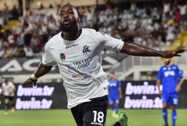 Nzola segna e lo Spezia batte l'Empoli al debutto