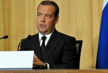 Medvedev agli europei "Alle urne punite i vostri governi"