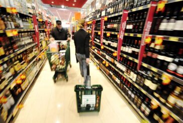 A luglio l'inflazione sale all'8,9% annuo nell'Eurozona