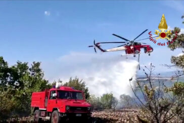Incendi, Vvf ancora al lavoro per rogo nel Ternano