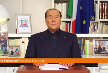 Berlusconi "La burocrazia ci soffoca, serva una riforma"