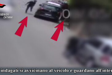 Rubano un'auto in meno di 20 secondi, presi padre e figlio a Catania