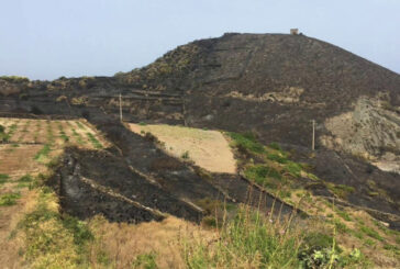 Pantelleria, aperta un'inchiesta sul maxi incendio