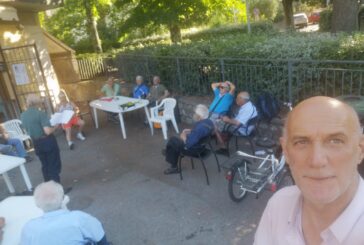 “La cultura è la cura”: torna il laboratorio di scrittura, canto e poesia per anziani