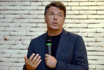 Elezioni, Renzi "Il reddito di cittadinanza rende sudditi"