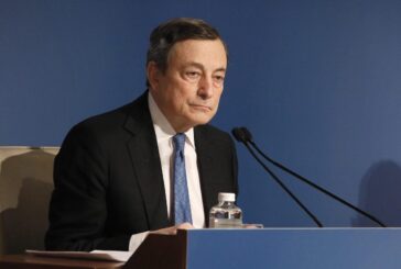 Draghi a Zelensky "L'Italia non riconosce i referendum russi"