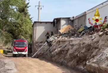 Marche, dopo l'alluvione è corsa per salvare le strutture lesionate