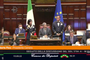 Camera, il saluto di Fico "Un onore presiedere l'Aula"