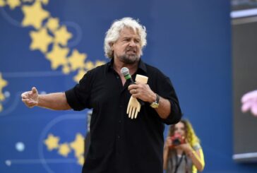 Grillo "Formare le Brigate di Cittadinanza al lavoro per la comunità"