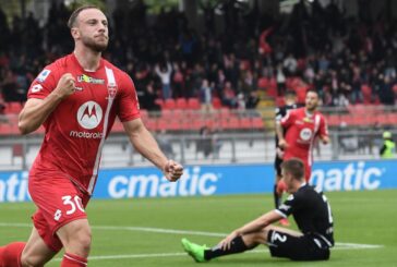Terzo acuto di fila del Monza: lo Spezia si arrende 2-0