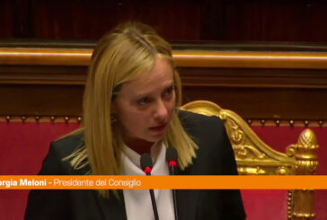 Ucraina, Meloni "La pace non si ottiene con le bandiere arcobaleno"