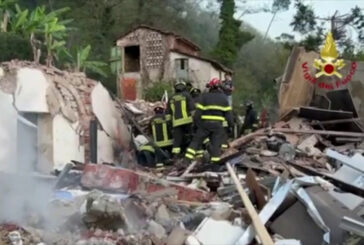 Esplosione di una palazzina a Lucca, due morti