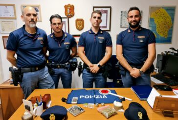 Controlli antidroga della Polizia: un giovane denunciato per spaccio