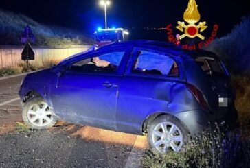 Pienza: auto si scontra con un cinghiale e si ribalta