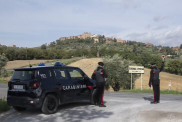 Con la “tecnica della gomma bucata” derubavano chi andava al cimitero