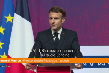 Macron "La Francia continuerà a dialogare con la Russia"