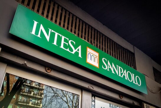 Intesa prepara un’offerta congiunta con Bper su Mps