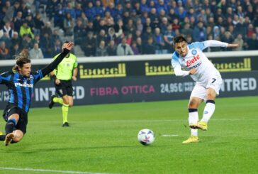 Osimhen ed Elmas ribaltano l'Atalanta, Napoli in fuga