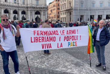 Ucraina, a Roma il corteo per la pace. Le immagini