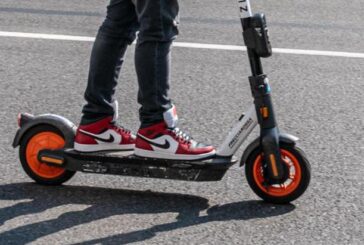 Ragazzo in monopattino investito da un’auto: è gravissimo
