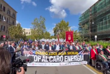 A Palermo imprese e sindacati in piazza contro il caro-energia